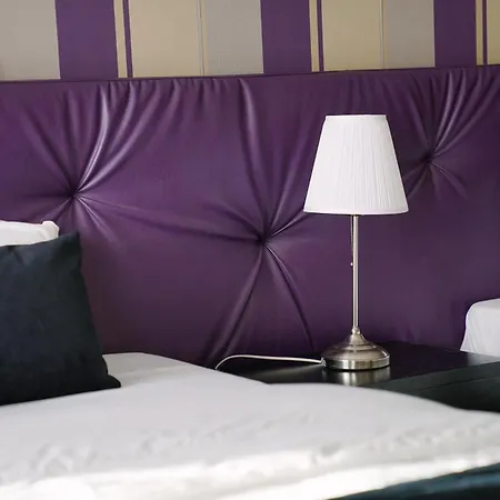 Pensionat Alojamento Galerias Nascentes 3*